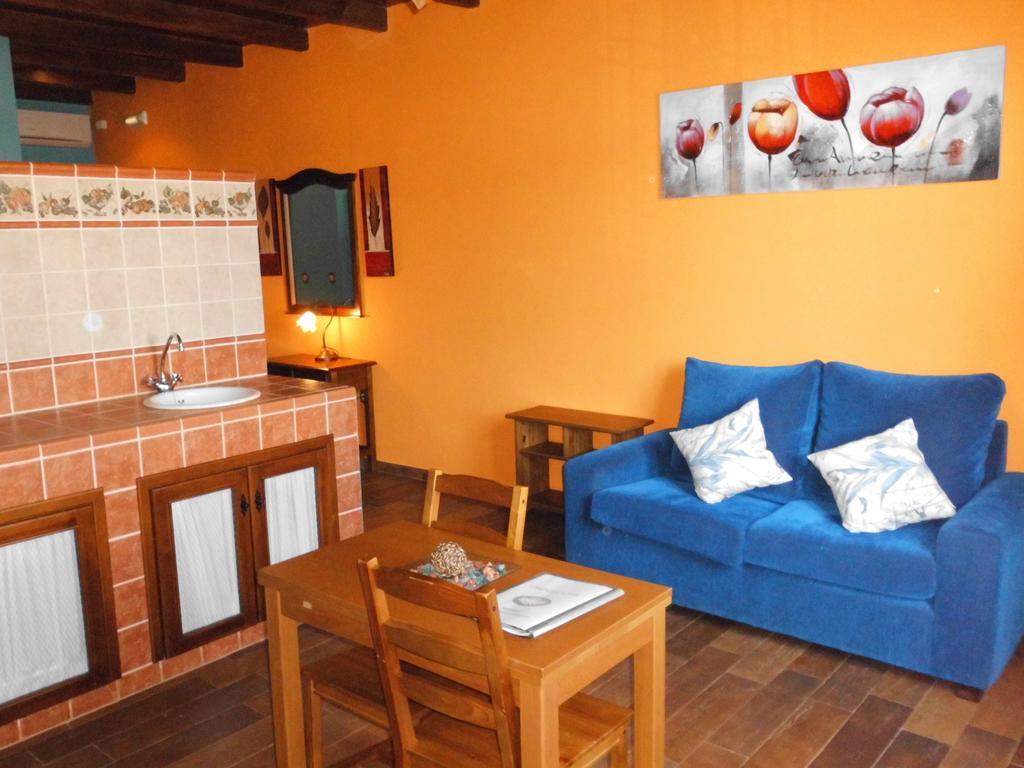 Apartamentos Trinidad Alange Quarto foto